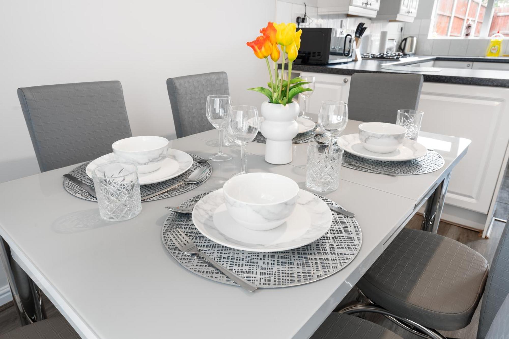 A Charming 3 Bed Home Next To Nec And Birmingham International Airport 말스톤그린 외부 사진